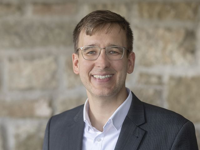 Vorsitzender des Ethikkomitees Vorsitzender des Ethikkomitees