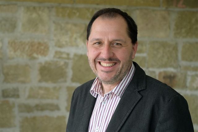 Diakon, Pfarramtliche Dienste, Ethik und Theologisches Profil (PED) Diakon, Pfarramtliche Dienste, Ethik und Diakonisches Profil (PED)